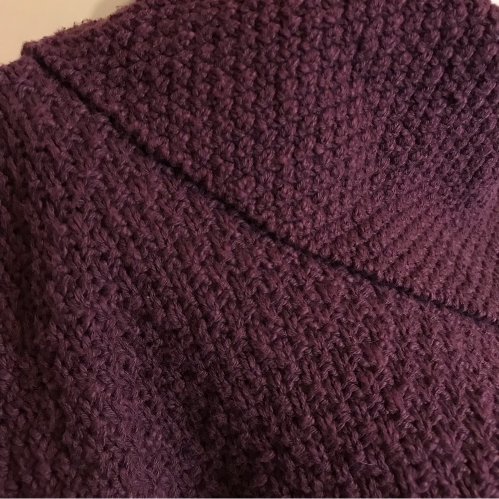 {SOLD} Gorgeous Coldwater Creek Cowl Neck Turtleneck Knit Sweater Leaves Buttons - Picture 11 of 15